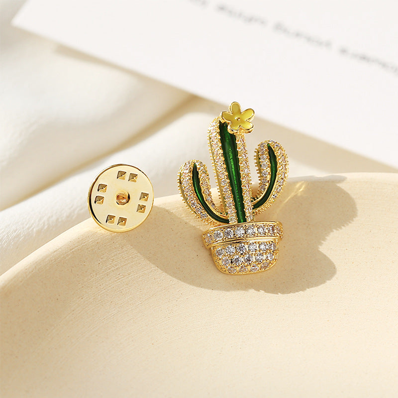 2025 Small collar buckle collar pin 2021 new fashion brooch accessories cute Japanese cactus anti-light brooch