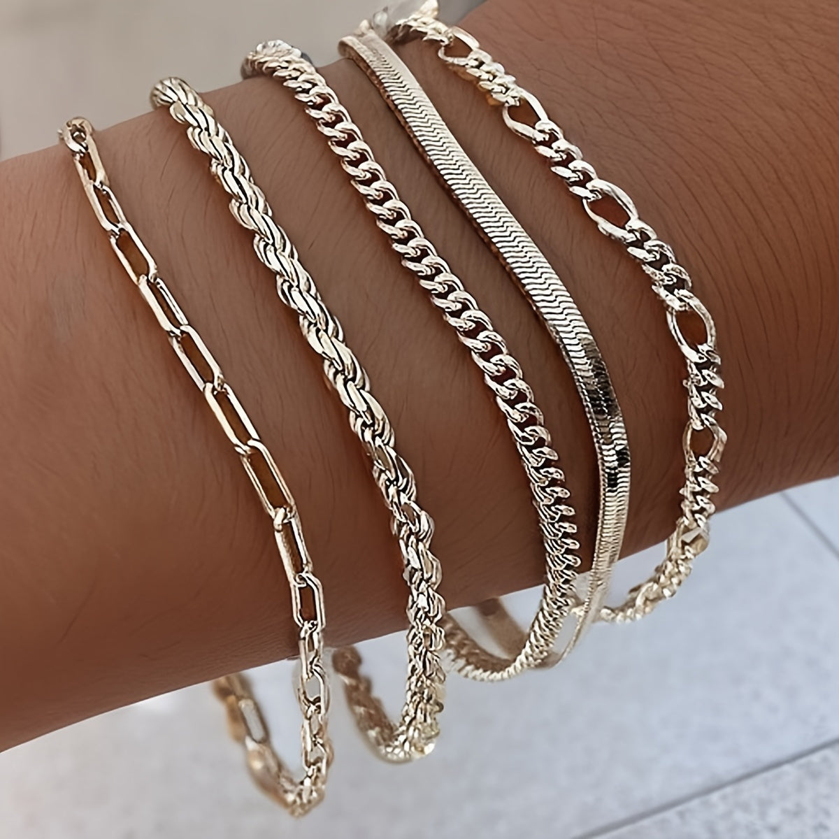 5pcs Stylish Unisex Hip Hop Link Chain Bracelet Set - Durable, Versatile, and Fashionable for Daily Wear, Perfect for Men and Women, Hand Jewelry Accessory with Adjustable Clasp for Comfortable Fit