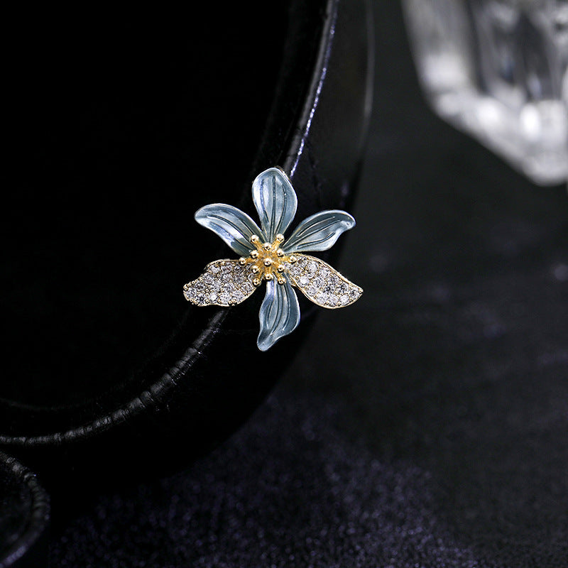 2025 New Korean temperament small zircon brooch fixed clothes clothing accessories anti-light button needle flower corsage
