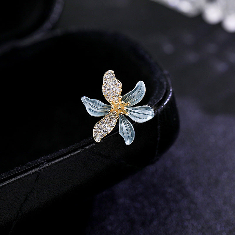 2025 New Korean temperament small zircon brooch fixed clothes clothing accessories anti-light button needle flower corsage