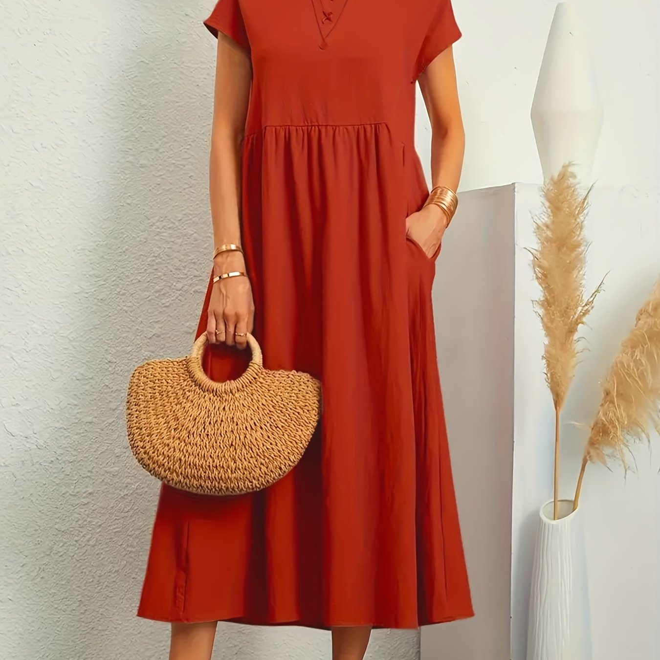 Plus Size Elegant Fit and Flare Crew Neck Dress with Pockets - Soft Medium Stretch Polyester, Solid Color, Short Sleeve, Midi Length, Perfect for Spring and Summer - Womens Casual Comfortable Knit Fabric Clothing