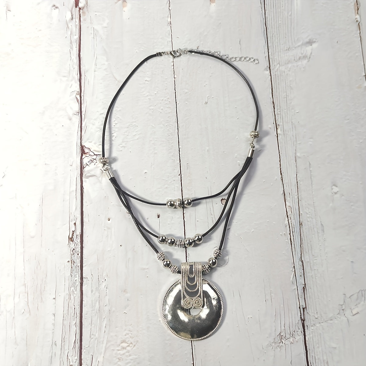 Bohemian Beach Style Round Alloy Pendant Necklace Vintage Ladies Necklace Party Jewelry Gift