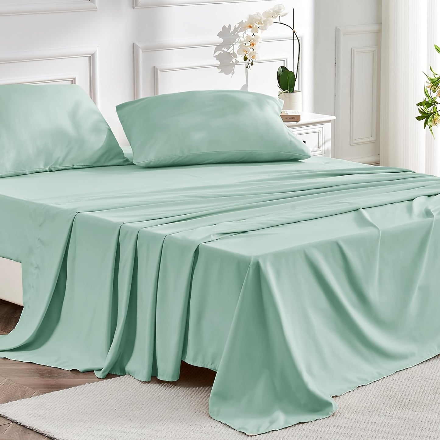 4-Piece Queen Size Luxury Bed Sheet Set - Soft, Breathable, Cooling, Wrinkle-Free, and Deep Pocket Fitted Sheets for a Comfortable Sleep - Hotel-Quality, Oeko-Tex Certified, Easy-Fit, and Hypoallergenic Bedding for Women and Men - White