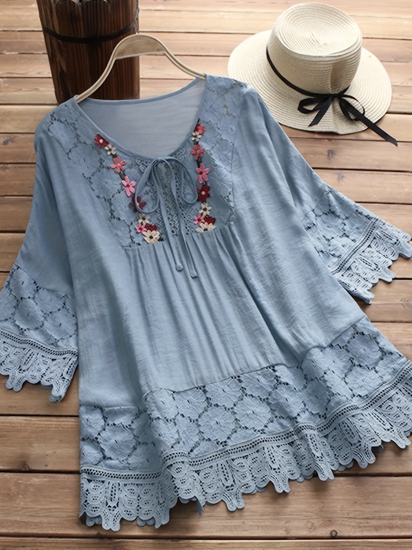 ZllKl Plus Size Elegant Blouse, Women's Plus Floral Appliques Contrast Guipure Lace Short Sleeve Tie Neck Top
