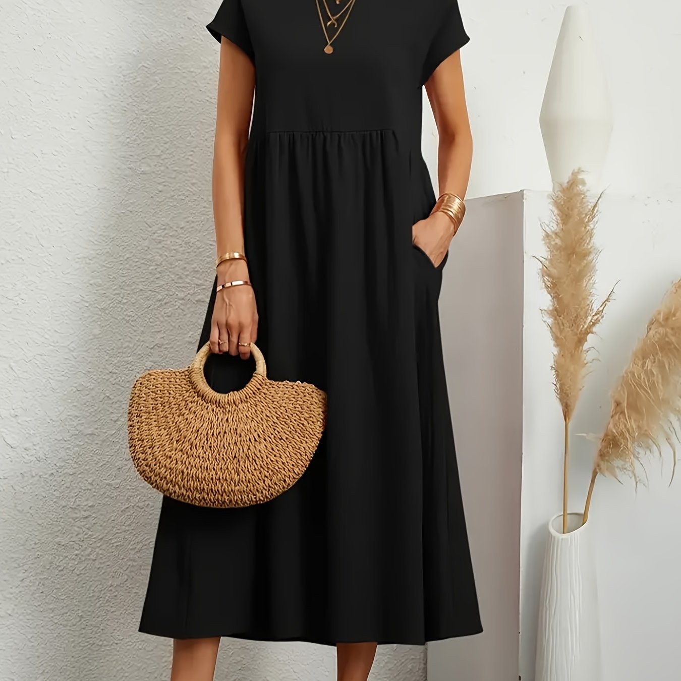Plus Size Elegant Fit and Flare Crew Neck Dress with Pockets - Soft Medium Stretch Polyester, Solid Color, Short Sleeve, Midi Length, Perfect for Spring and Summer - Womens Casual Comfortable Knit Fabric Clothing