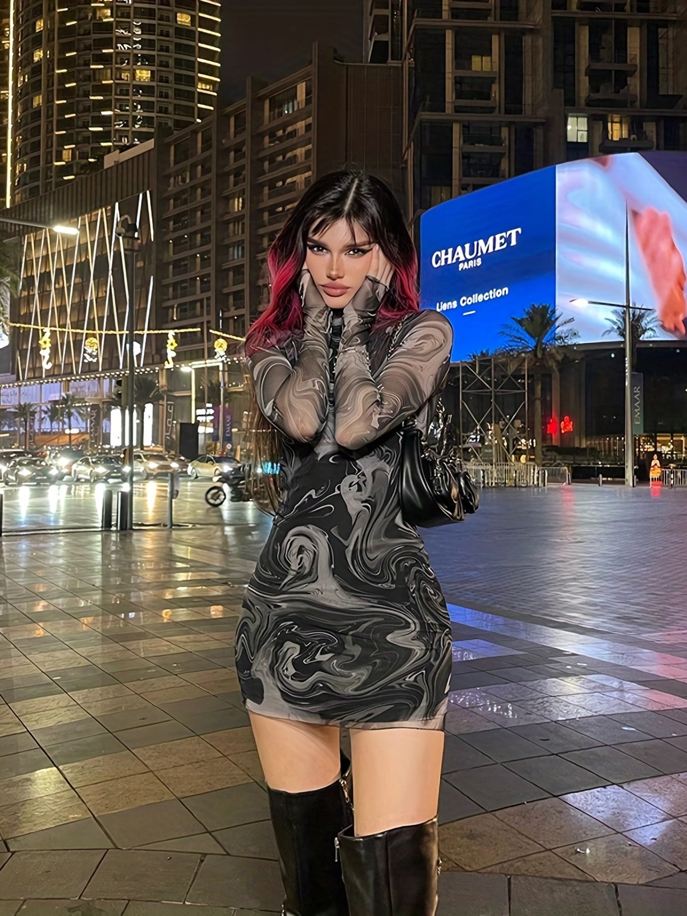 Chic Summer Nights: Abstract Ripple Bodycon Dress - Cozy Fit, Long Sleeve, Crew Neck, Easy Maintenance