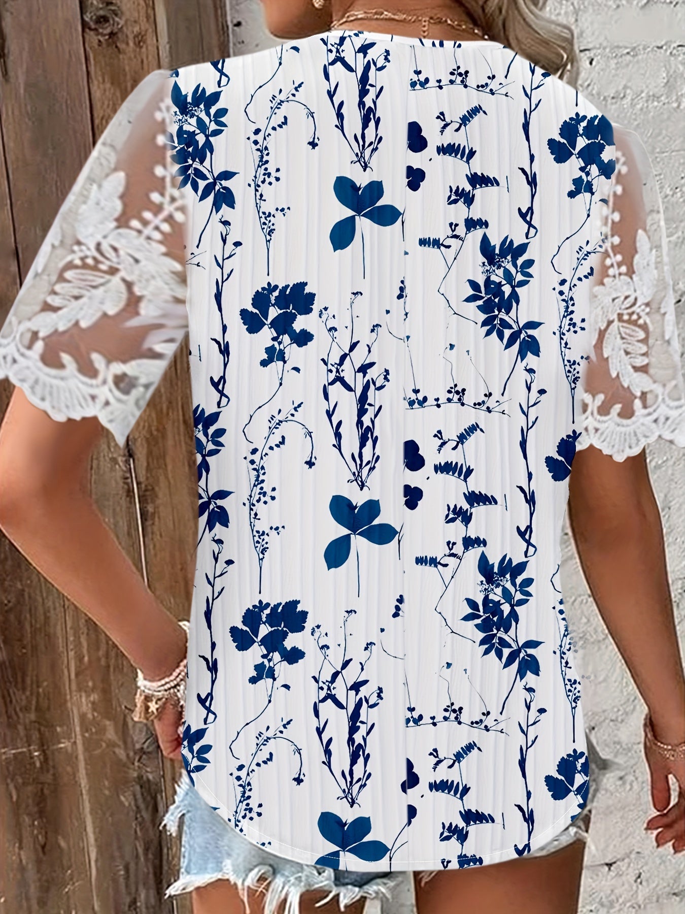 Plus Size Floral Print Blouse - Delicate Lace Stitching, Flattering V-Neck, Comfortable Short Sleeves, Exquisite Elegant Design - Perfect for Spring, Womens Fashion Clothing