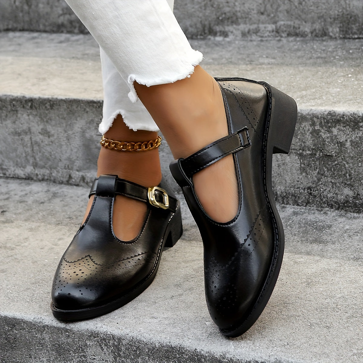 Vintage-Inspired Womens Brogue Oxfords Shoes - Solid Color, Round Toe, Buckle Strap, Chunky Low Heel, Casual, All-Season, Comfortable Walking Shoes