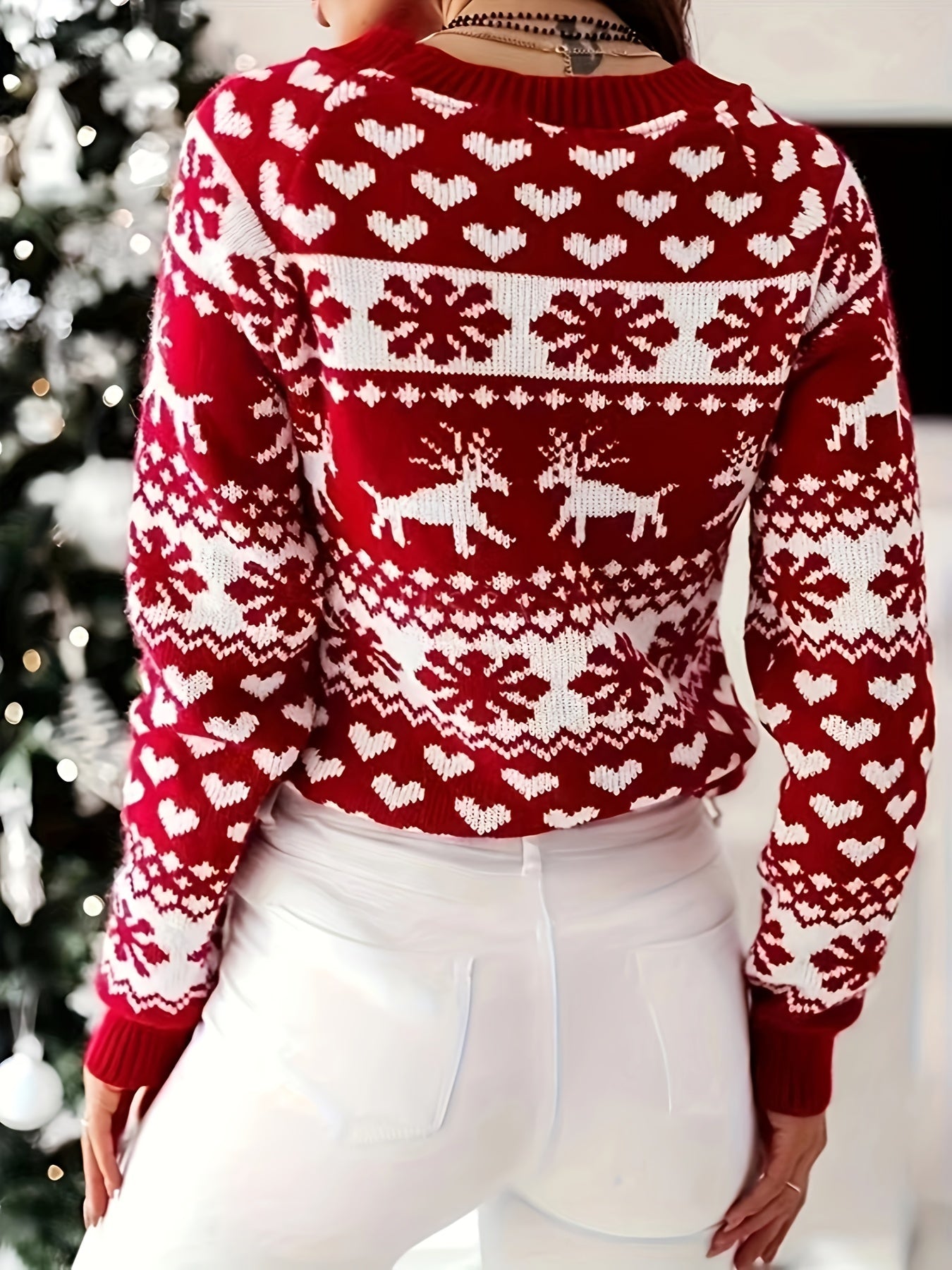 Elegant Red Reindeer & Snowflake Crew Neck Sweater - Cozy Knit Pullover for Women, Perfect for Christmas, for Winter, Autumn