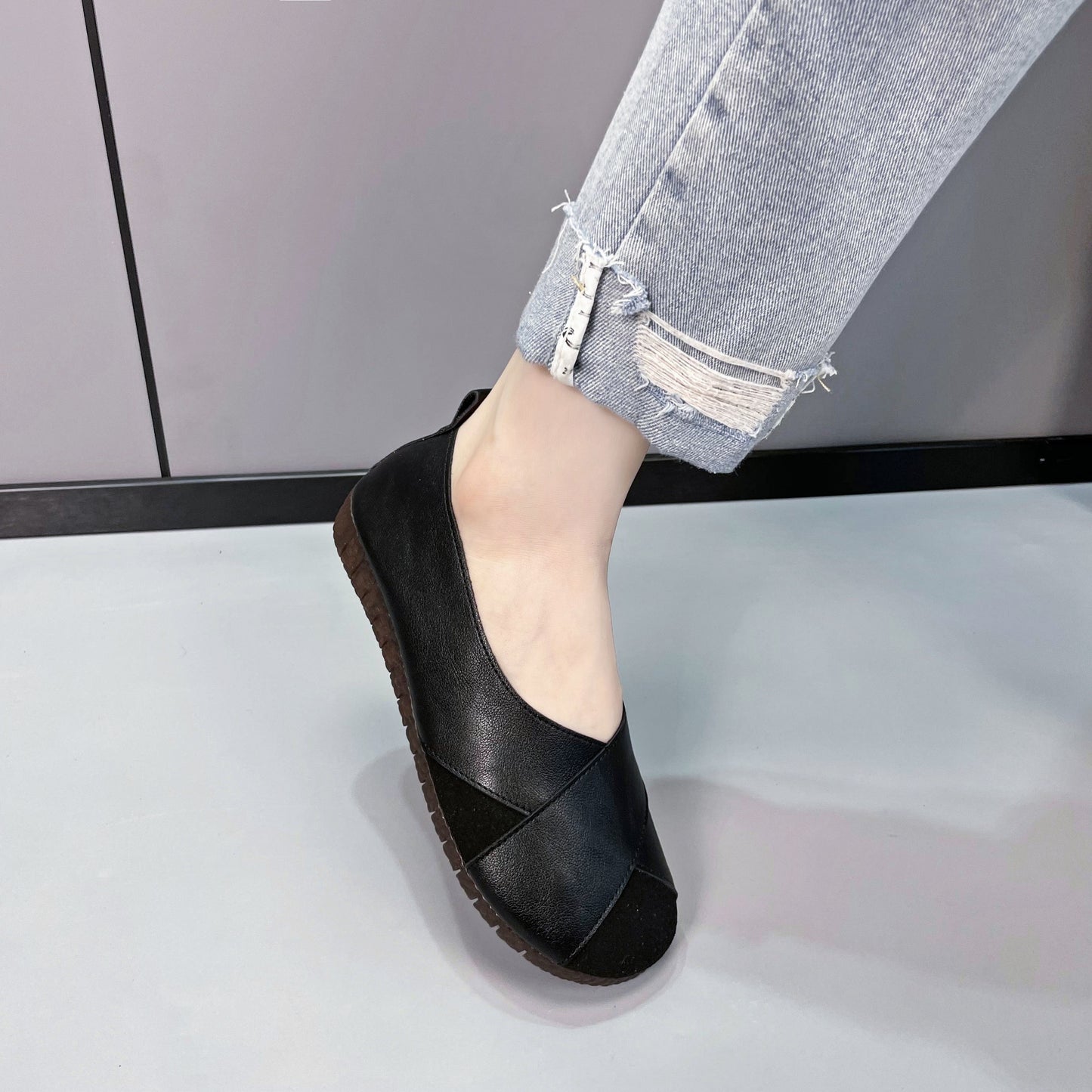 All-Day Comfort & Style: Women's Lightweight, Breathable Oxford Shoes - Non-Slip, Slip-On, Perfect for Spring