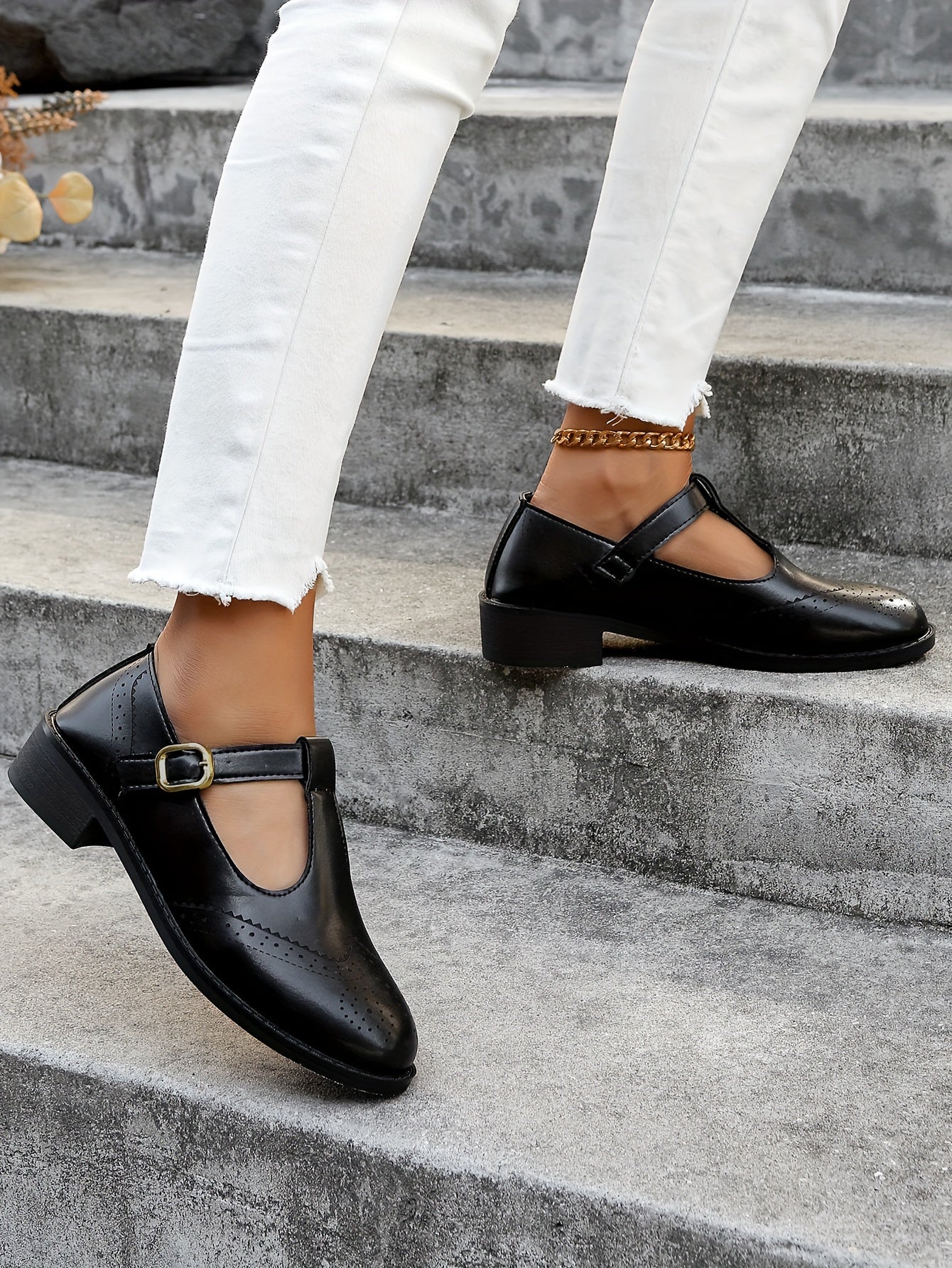 Vintage-Inspired Womens Brogue Oxfords Shoes - Solid Color, Round Toe, Buckle Strap, Chunky Low Heel, Casual, All-Season, Comfortable Walking Shoes