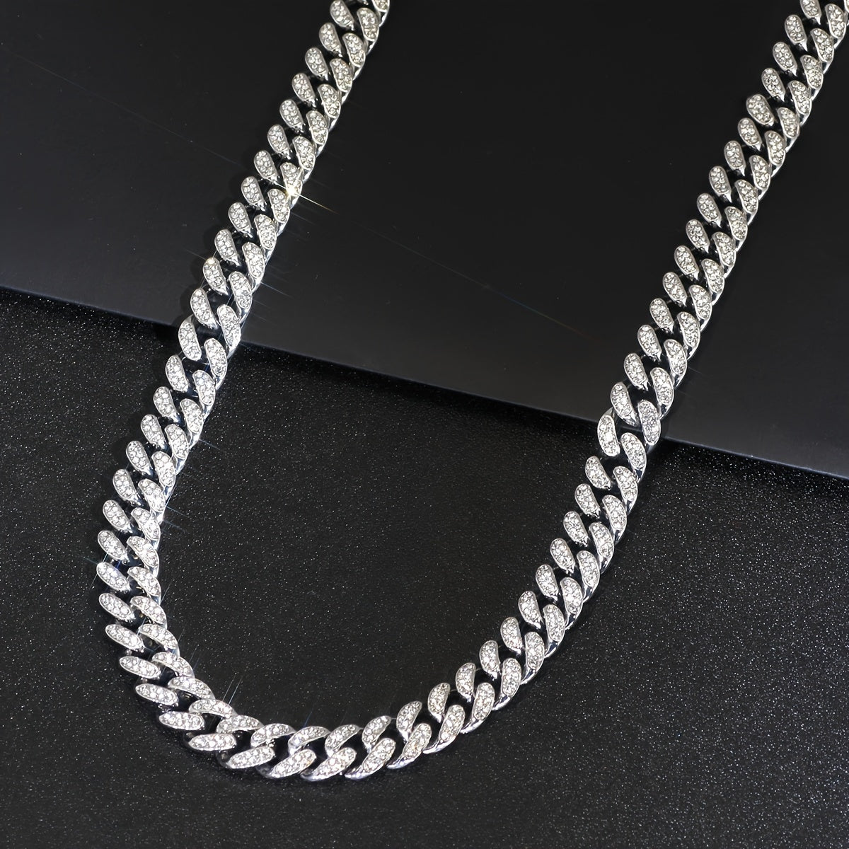 1pc Shiny Cuban Chain Icy Miami Men Womens Cuban Necklace Choker Silvery/Golden Shiny Rhinestone Hip Hop Jewelry For Women