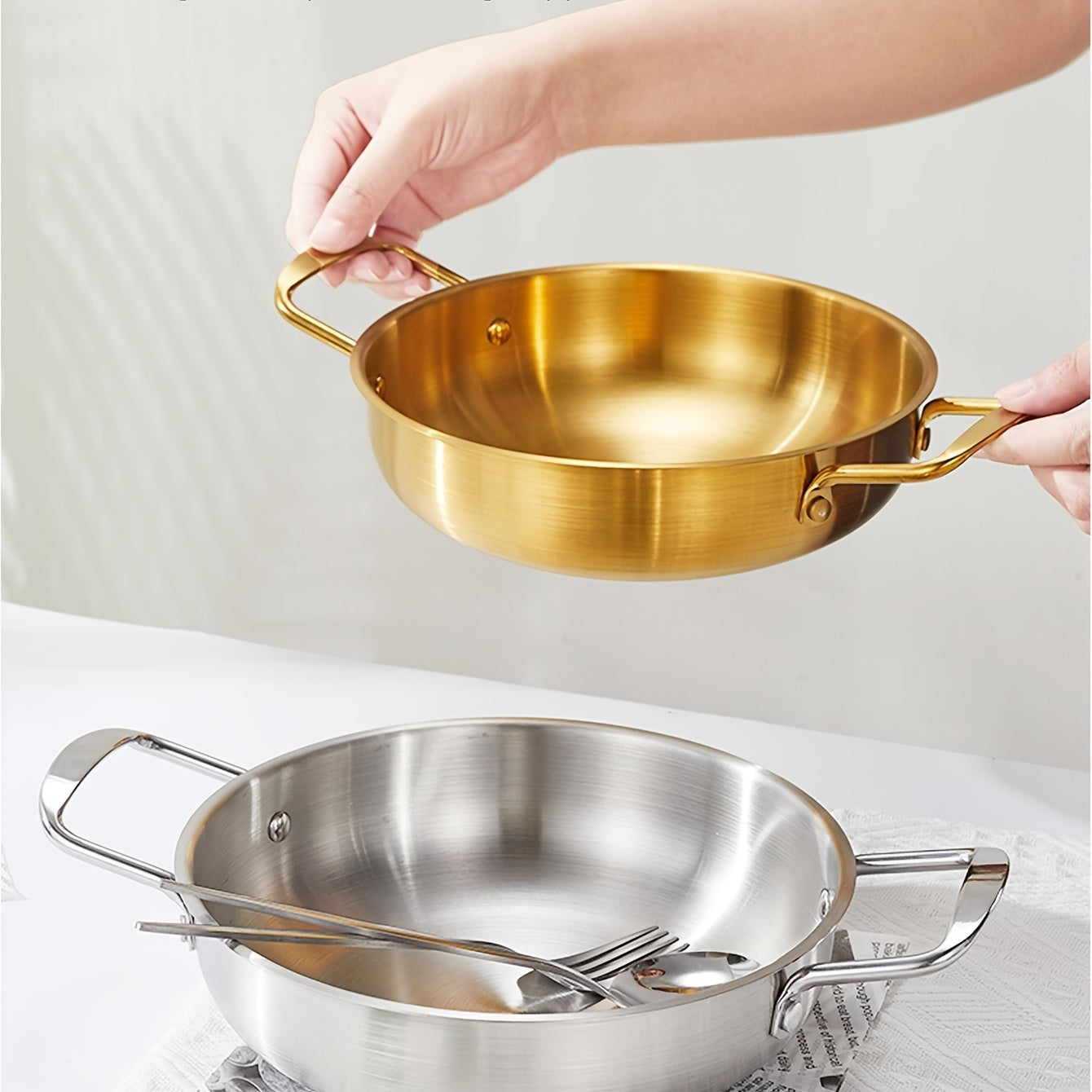 1pc Deluxe Golden Stainless Steel Ramen Pot - Multi-Use Hot Pot for Soup & Seafood - Durable Kitchen Cookware for Home & Restaurant