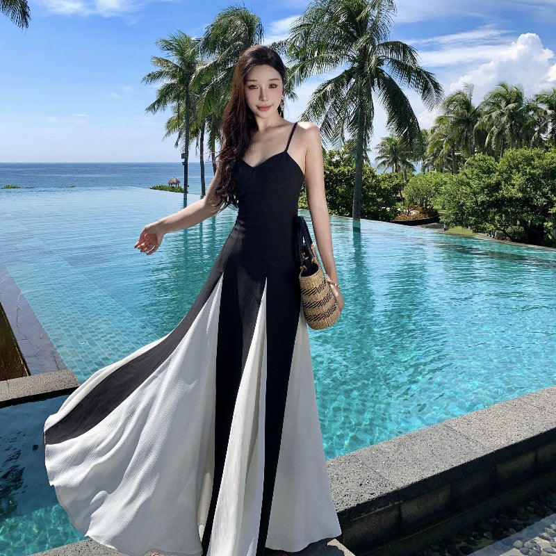 2025 Black and white contrasting color dress dress retro temperament suspender dress splicing waist holiday wear large swing dress