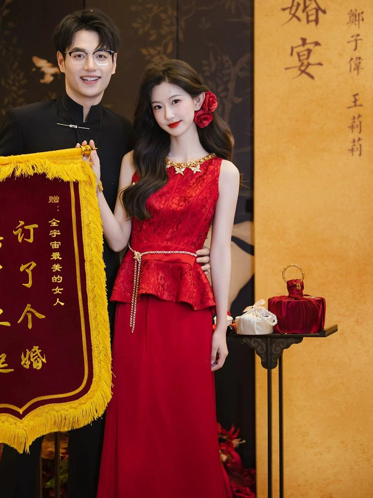 New Chinese engagement dress 2025 new red bridal toast suit wedding return thank you banquet casual women