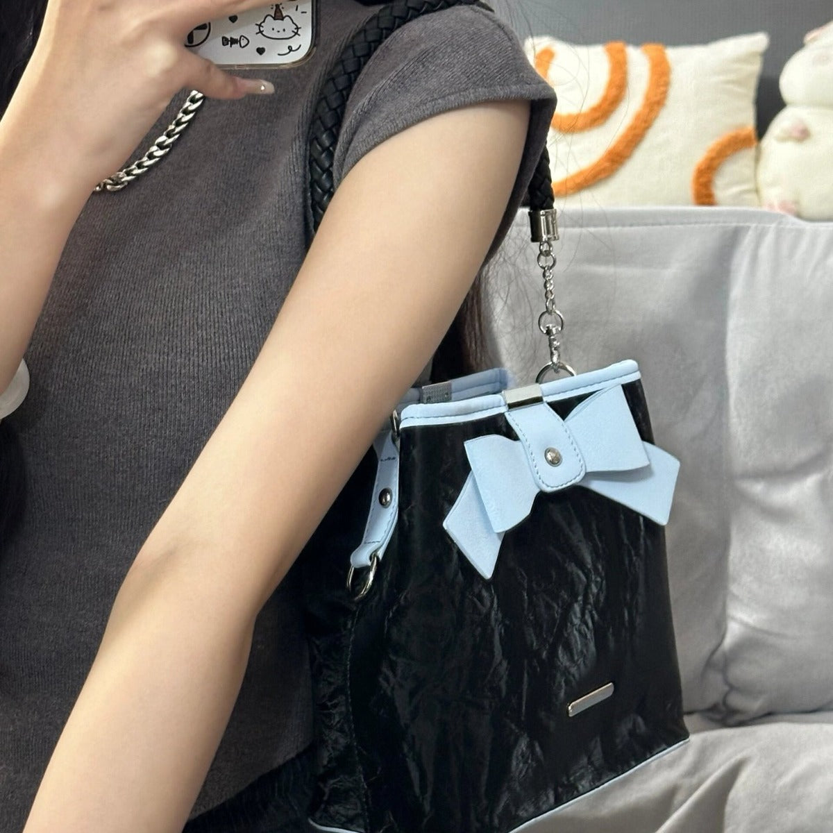 ZLLKL 2025 Bucket bag women's new women's bag commuter versatile sweetheart bow handbag lady style messenger bag