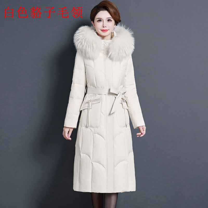 2023 new fashionable and foreign medium and long mother thickened winter knee jacket middle-aged white duck down jacket women