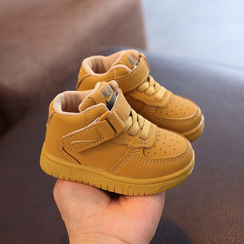 ZllKl Girls Boys Autumn New Board Shoes Soft Bottom White Shoes Breathable Mid-Top Velcro Casual Sneaker Tide