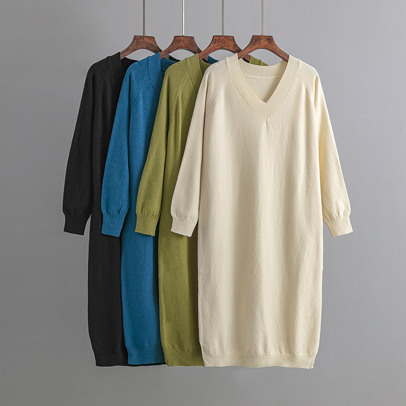 ZllKl V-neck large-size knitted dress for thin women in autumn and winter, casual and loose to cover their stomachs