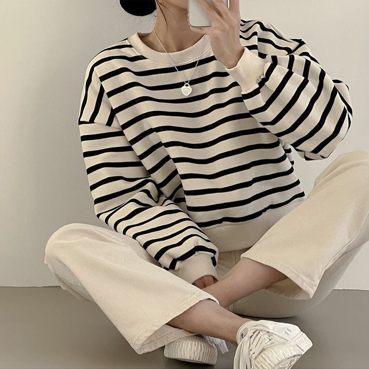 ZLLKL 2025 3-color, striped sweater women's new short women's clothing loose autumn and winter thickened velvet top thin Korean version