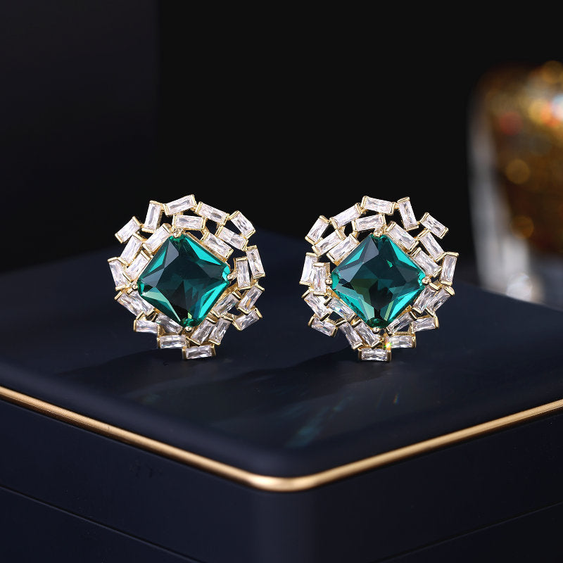 2025 S925 Silver Needle New Earrings Zircon Premium Crystal Earrings Tide Niche Light Luxury Super Flash Sugar Zircon Stud Earrings