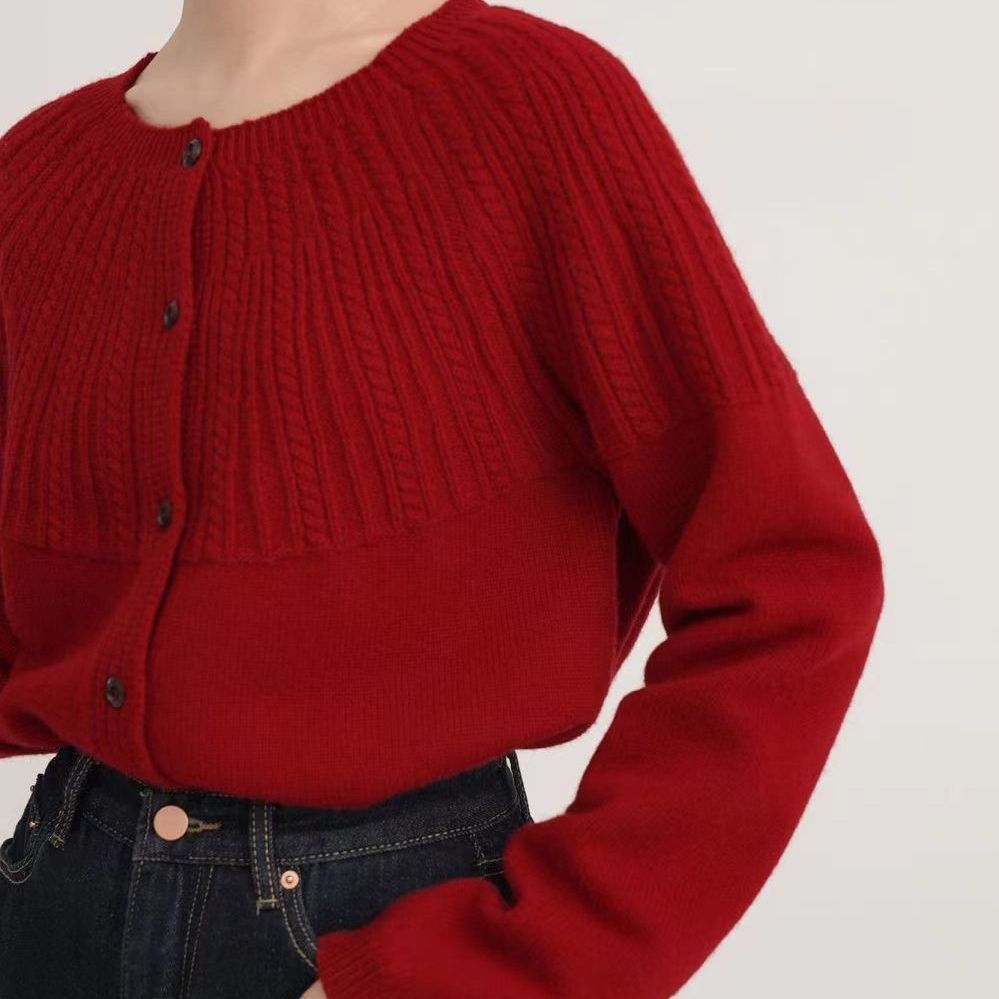 Autumn and winter new women's knitted cardigan top fashion temperament long-sleeved jacket sweater thin short crew neck