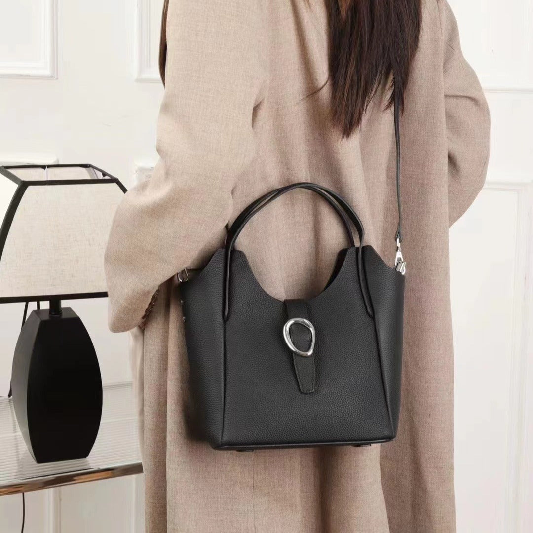 The first layer of cowhide leather women's bag underarm bag TOGO pitot bag shoulder bag casual versatile white-collar new 766