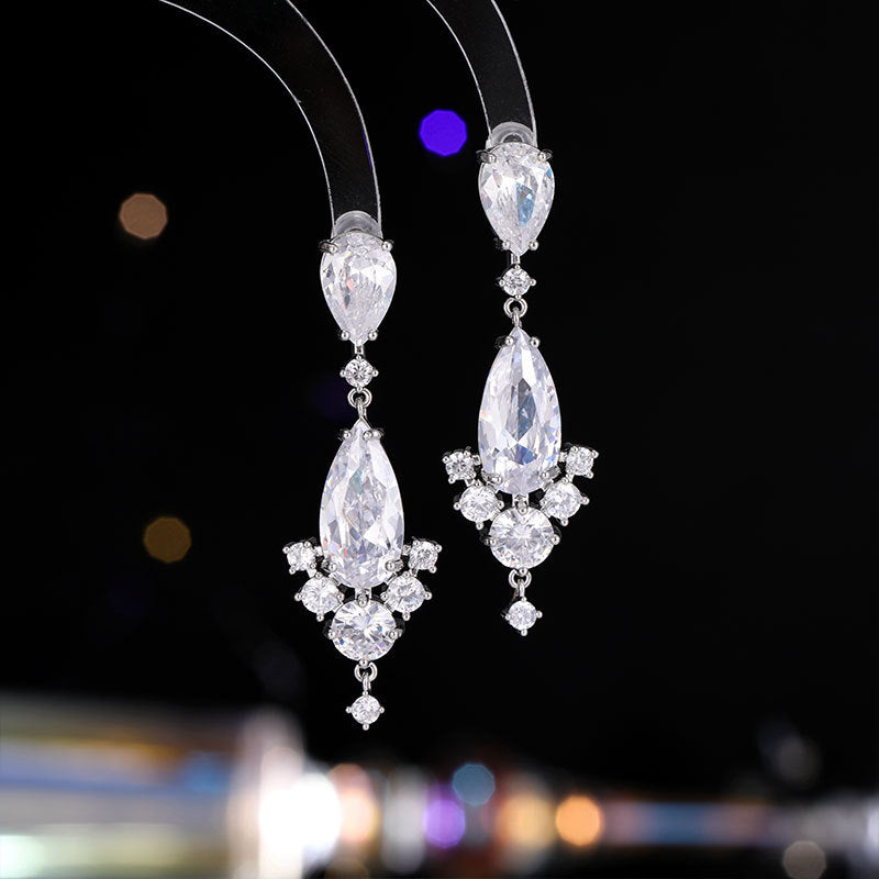 2025 Light luxury high-end design earrings, water drop-shaped zircon inlaid with simple celebrity temperament fashion S925 silver needle earrings