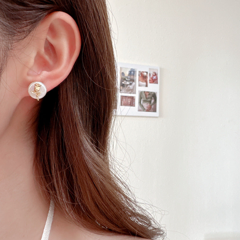 2025 S925 silver needle simple small exquisite earrings retro elegant temperament rose baroque freshwater pearl stud earrings