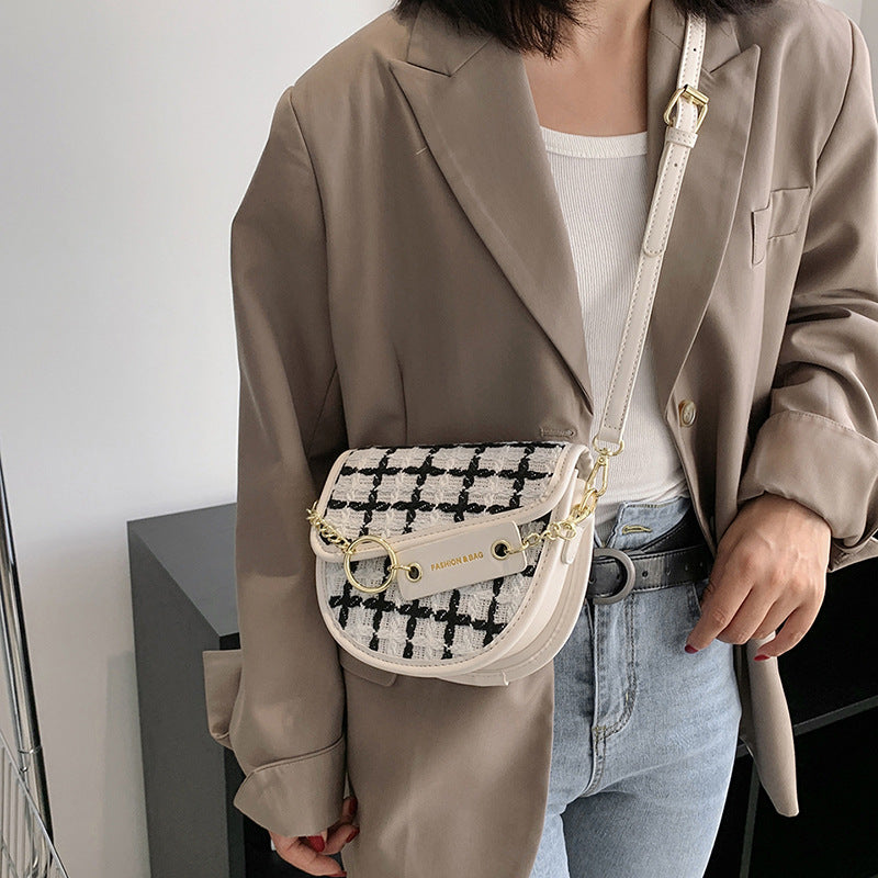ZllKl Supply Autumn and Winter New Retro Textured Mini Saddle Bag Korean Version Woolen Plaid Crossbody Bag Lipstick Pack Female