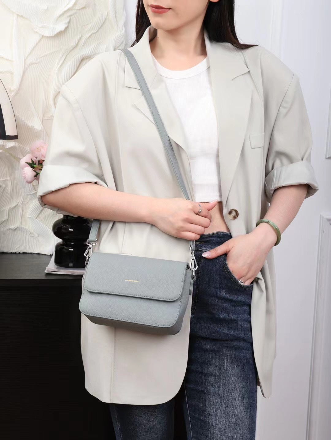 Leather chain bag shoulder messenger bag first layer cowhide small bag togo leather small fragrant style new small square bag women M213
