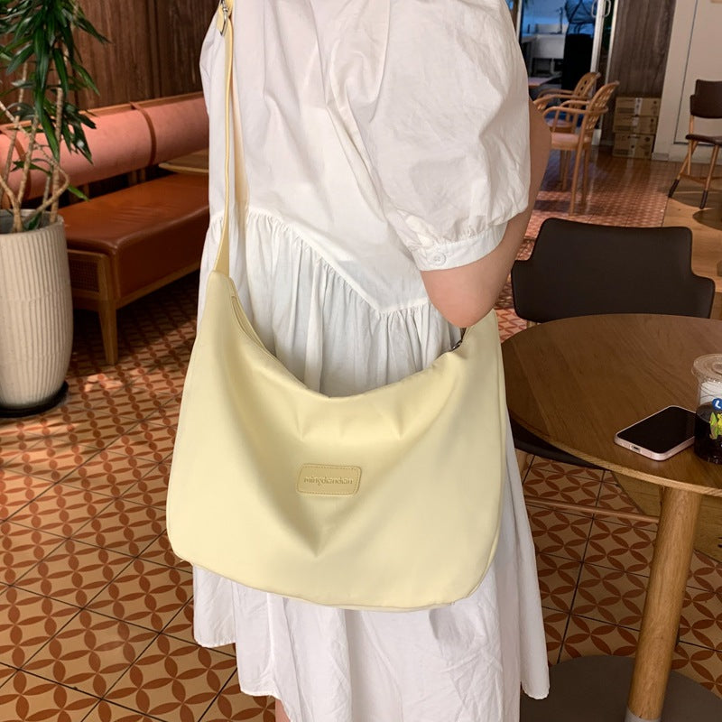 2025 ZLLKL Korean version of fashion nylon shoulder bag popular new simple girl shoulder bag versatile casual child and mother messenger bag women