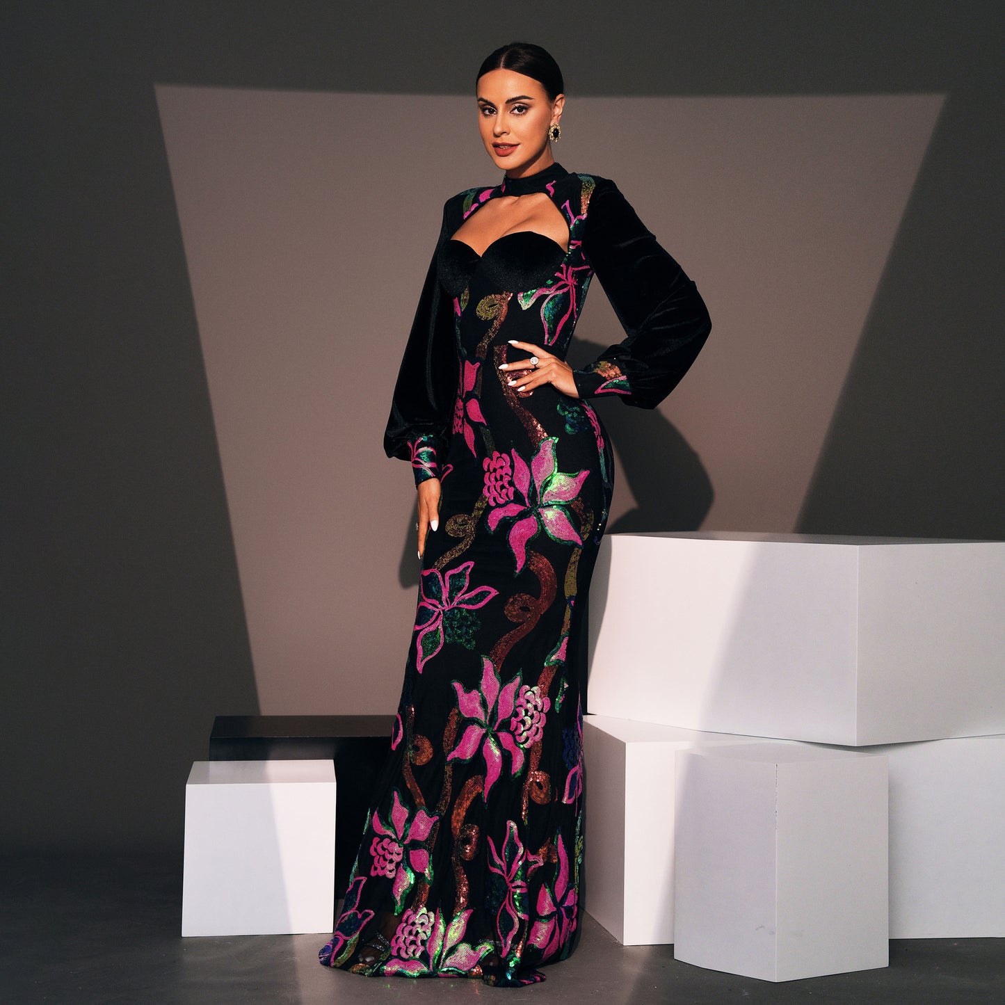 r 2025 long-sleeved temperament round neck sexy hollow long sequined banquet evening dress bridesmaid dress women