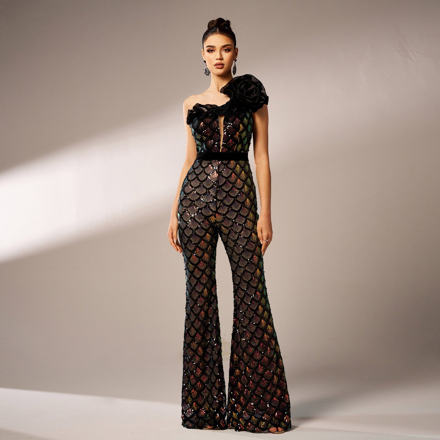 r 2025 new high-end one-shoulder diagonal collar banquet sequined slim-fit evening dress bridesmaid dress jumpsuit women