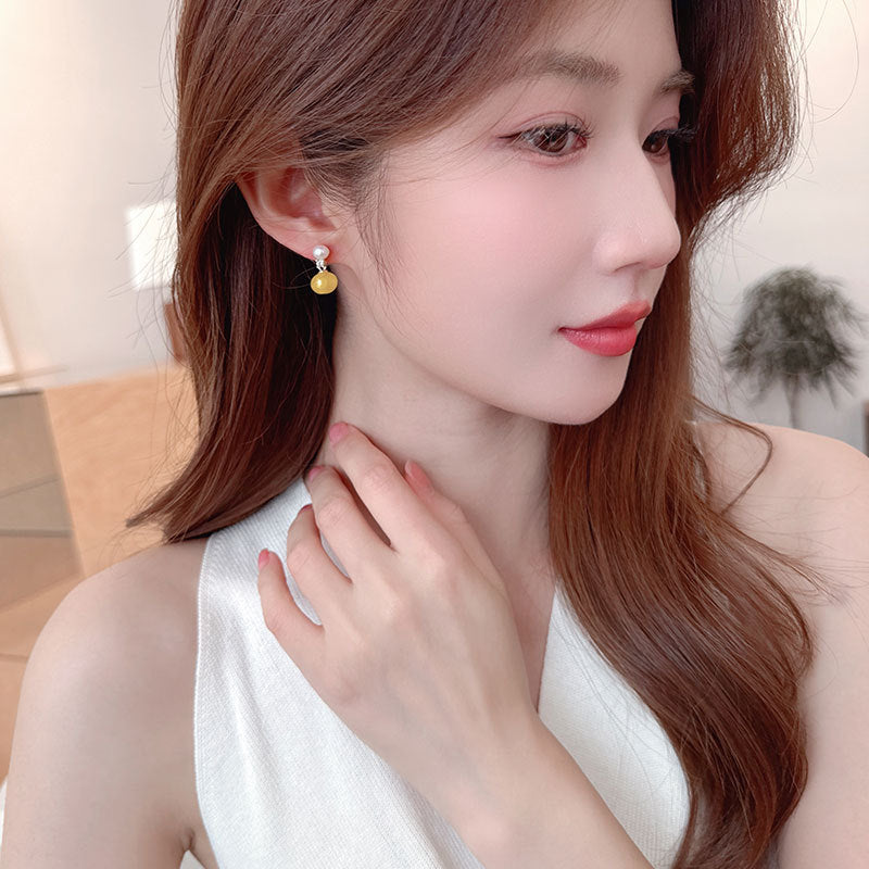 2025 popular New Chinese Natural Freshwater Pearl Earrings Women's Fashion Simple Temperament Agate Candy Color Earrings