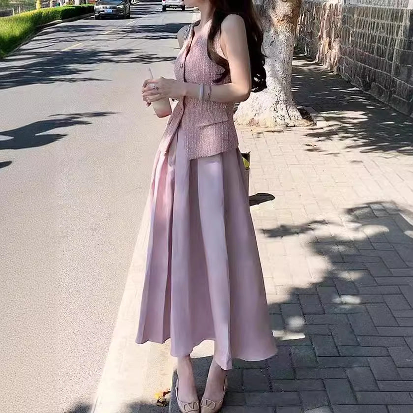 2025 Spot popular summer new fresh two-piece set collectible small fragrant top vest + skirt set