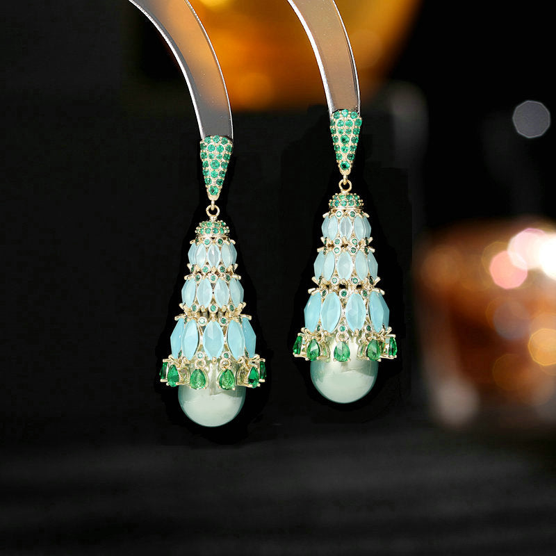 2025 2022 new retro temperament earrings women's water drop pearl zircon exaggerated atmosphere heavy industry earrings wholesale