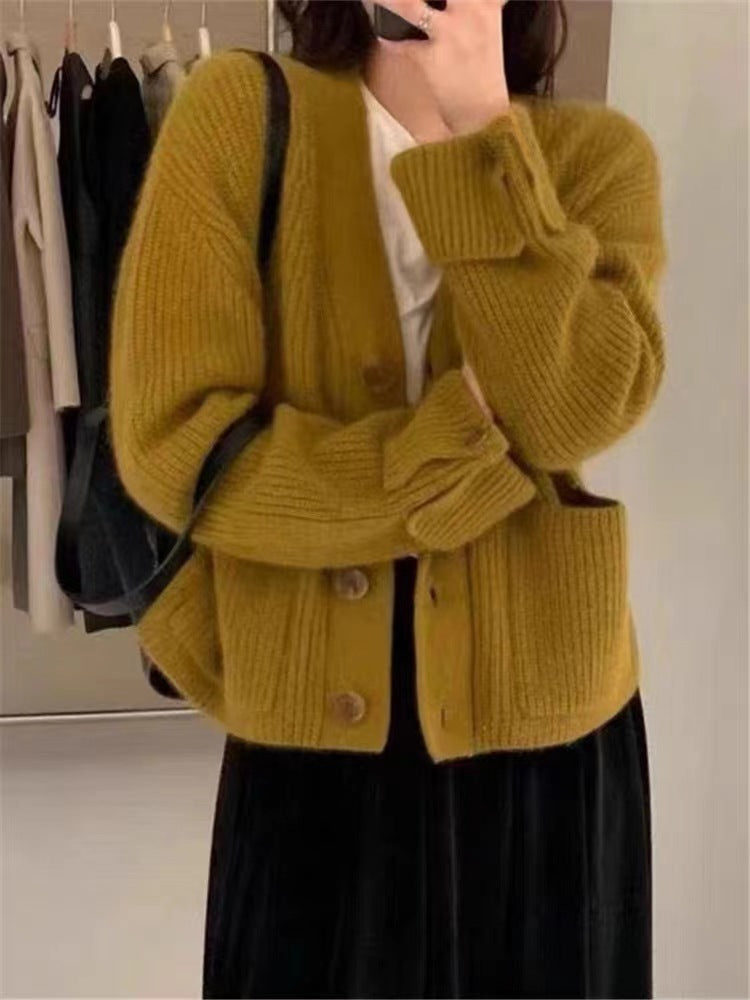 Korean autumn and winter soft milk raccoon fleece sweater women's v-neck design sense foreign fashion knitted cardigan jacket