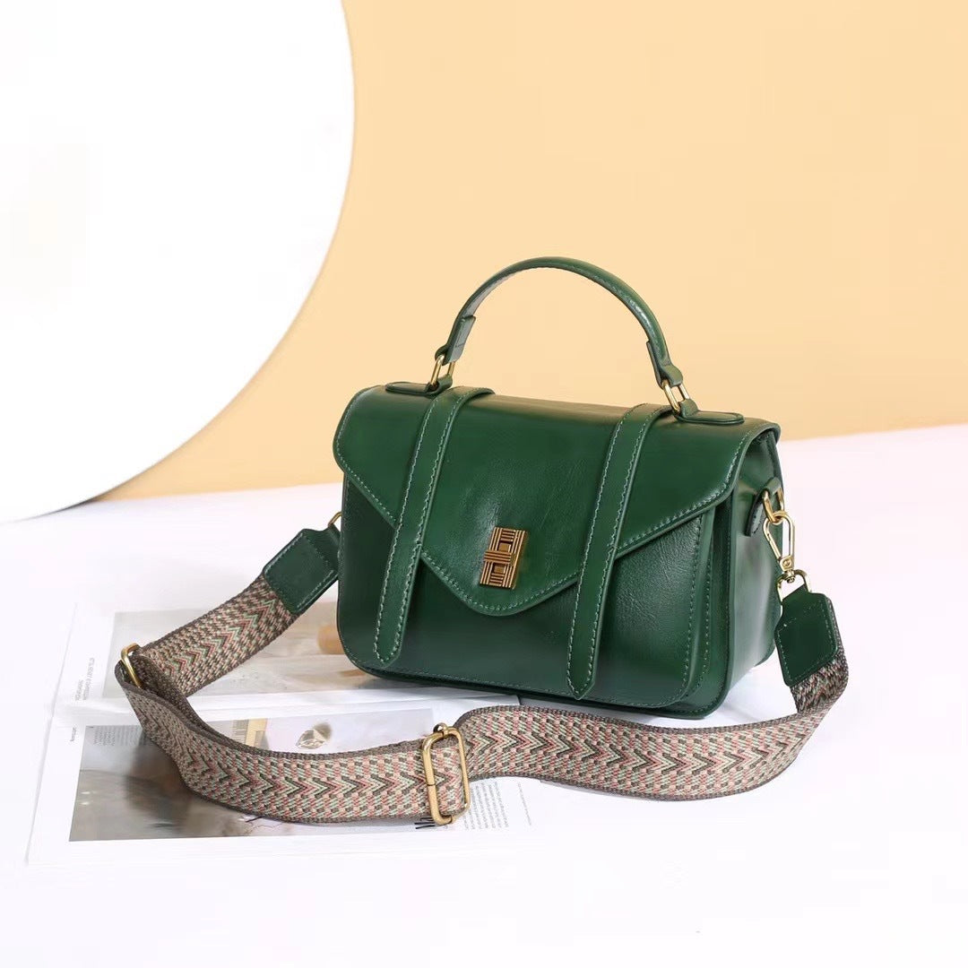 Leather locomotive bag first layer cowhide mail carrier bag vegetable tanned leather retro casual New women's bag oil wax leather bag 88820