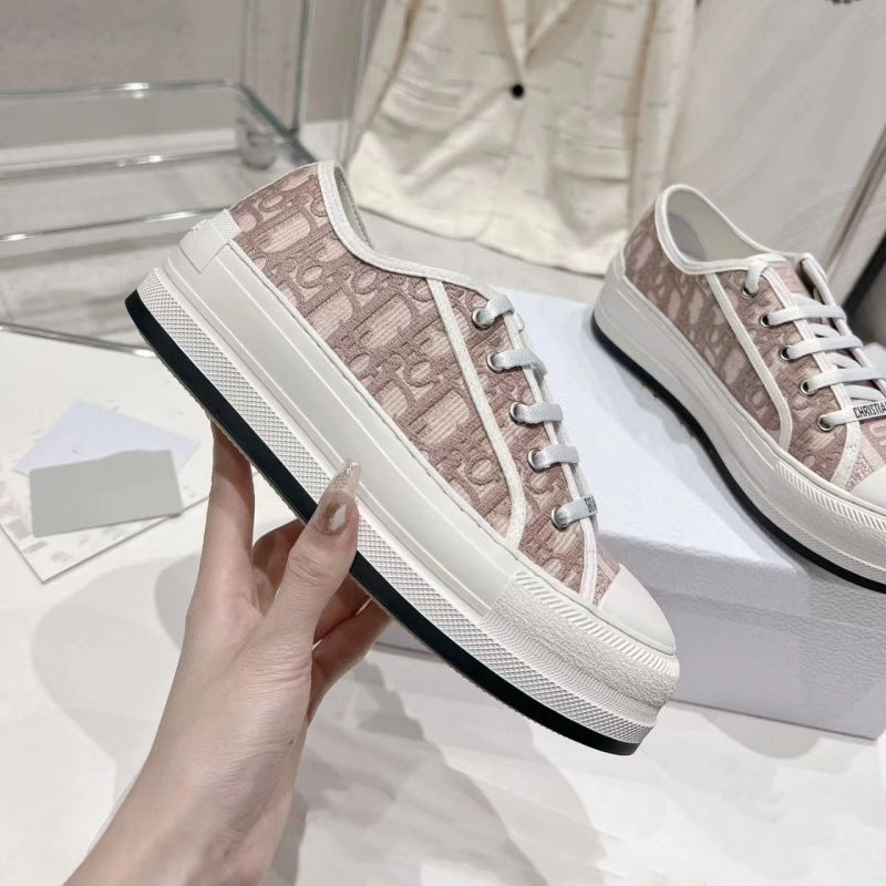 ZllKl Spring and Summer New D Low-Top Canvas Shoes Female Feide Embroidered Presbyopic HOTan and NEWn Leisure All-Match Thick Bottom Board Shoes