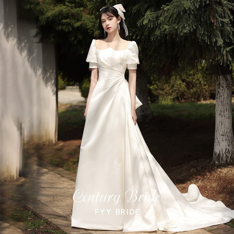 2025 Light wedding dress small dress satin door dress Korean certificate registration night travel photography welcome night small white dress simple