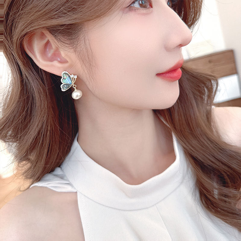 2025 Natural abalone shell retro zircon dream butterfly smart pearl shell stud earrings women's new fashion light luxury earrings