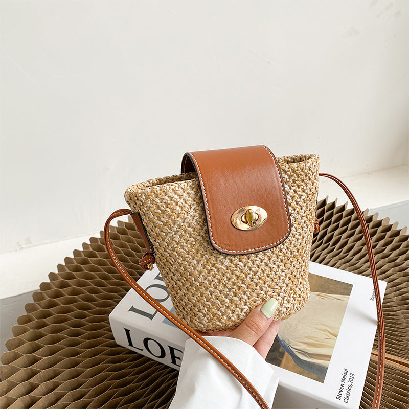 ZllKl Niche Designer Bag New Fashion All-Match Trendy Straw Crossbody Beach Bag Small Size Earphone Bag