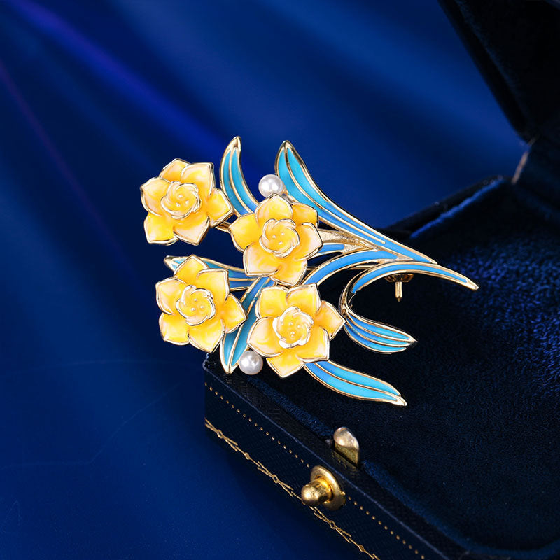 2025 Temperament high-grade matte enamel glaze two-color pink yellow rose flower hold brooch femininity versatile bouquet pin accessories