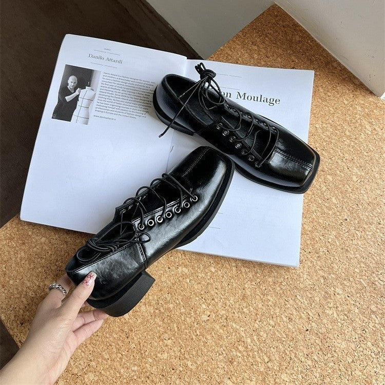 2025 Lace-up small leather shoes women's British college style square head single shoes niche design retro pig nose thick heel ballet single shoes