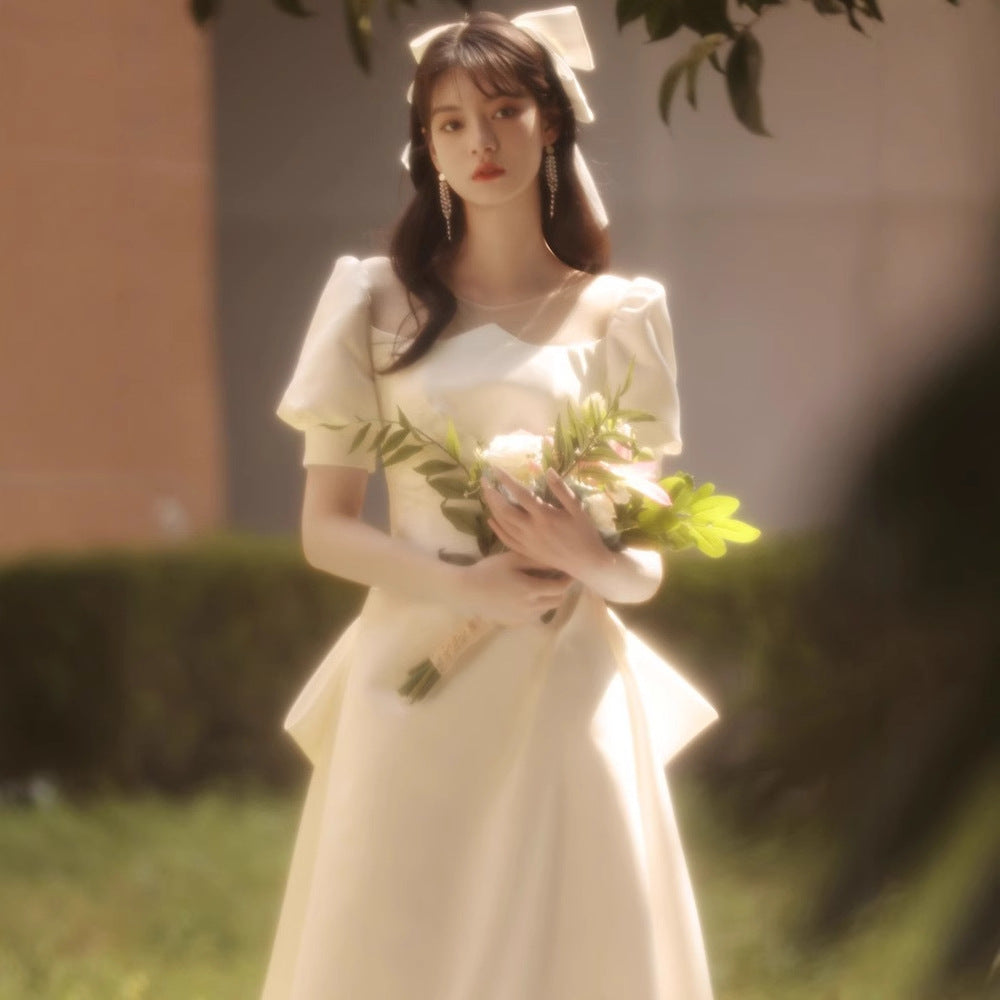 2025 Light wedding dress small dress satin door dress Korean certificate registration night travel photography welcome night small white dress simple