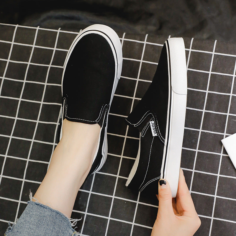 ZllKl Canvas Shoes for Women Men Spring and Autumn New Slip-on Lazy Shoes for Students Casual Flat Skateboard Shoes Korean Couples Shoes