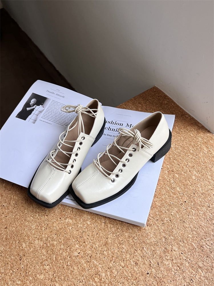 2025 Lace-up small leather shoes women's British college style square head single shoes niche design retro pig nose thick heel ballet single shoes
