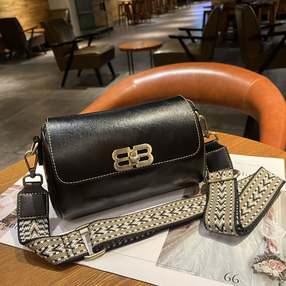 Retro vegetable tanned leather versatile small square bag women's new live broadcast New genuine leather women's bag first layer cowhide messenger bag 834
