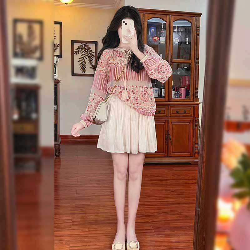 2025 popular spring spot beautiful fringed Yunnan tourism heavy industry embroidered wind salt fringed top
